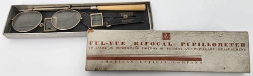 Vintage Ful-Vue Bifocal Pupillometer Measuring Pupillary Distance