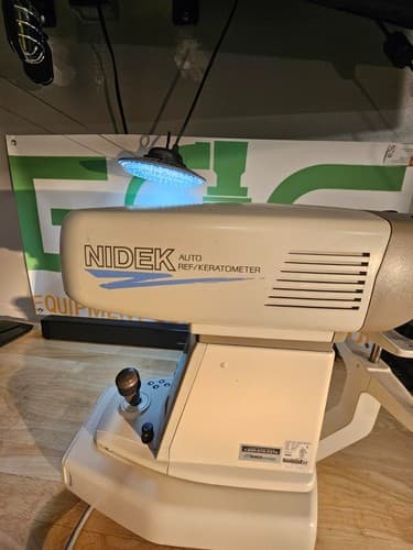 Marco Nidek  ARK-700A Autorefractor/ Keratometer