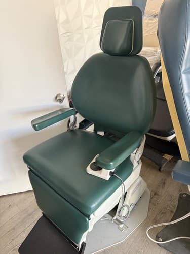 Midmark Ritter 391 ent ophthalmic exam chair