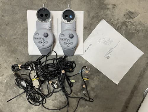 Topcon DC-1 Digital Slit Lamp Camera attachment lot w/cords
